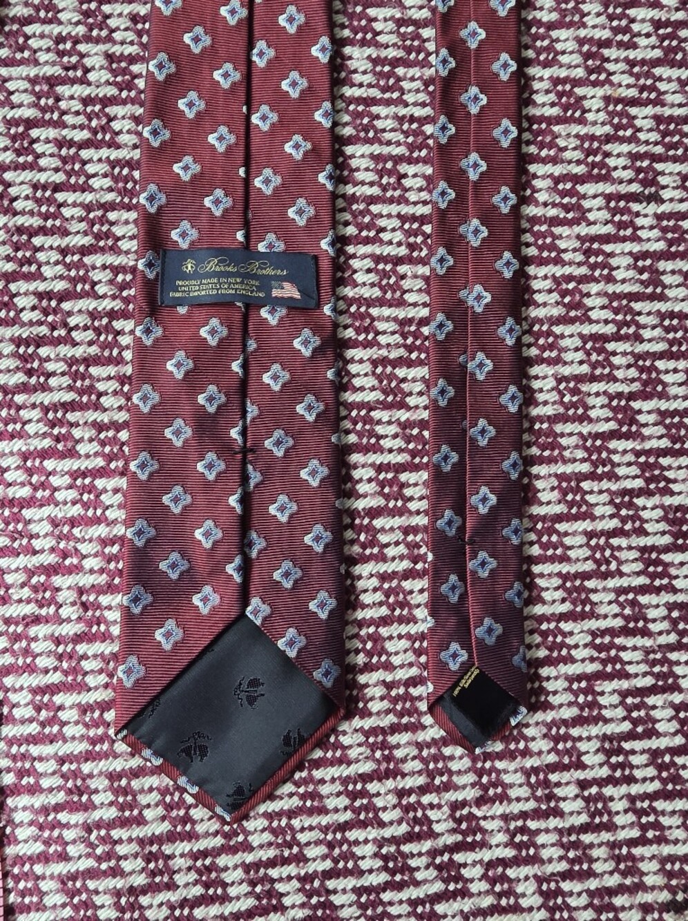 Brooks Brothers Burgundy Silk Tie with Light Blue Medallion Pattern